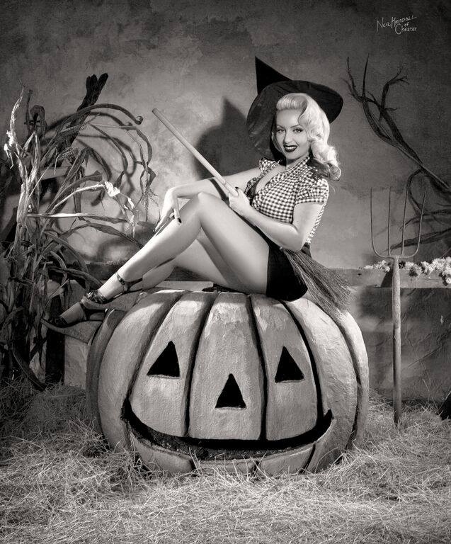 12046762_929520907132494_5422245659238645698_n