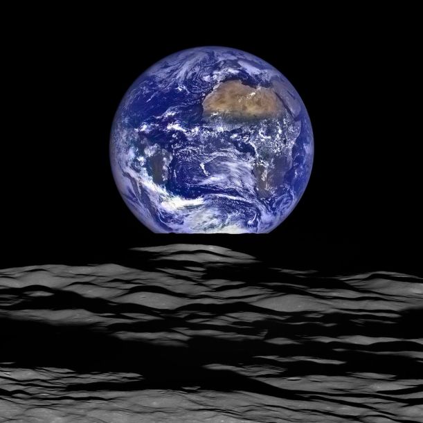 earthrise_high_res