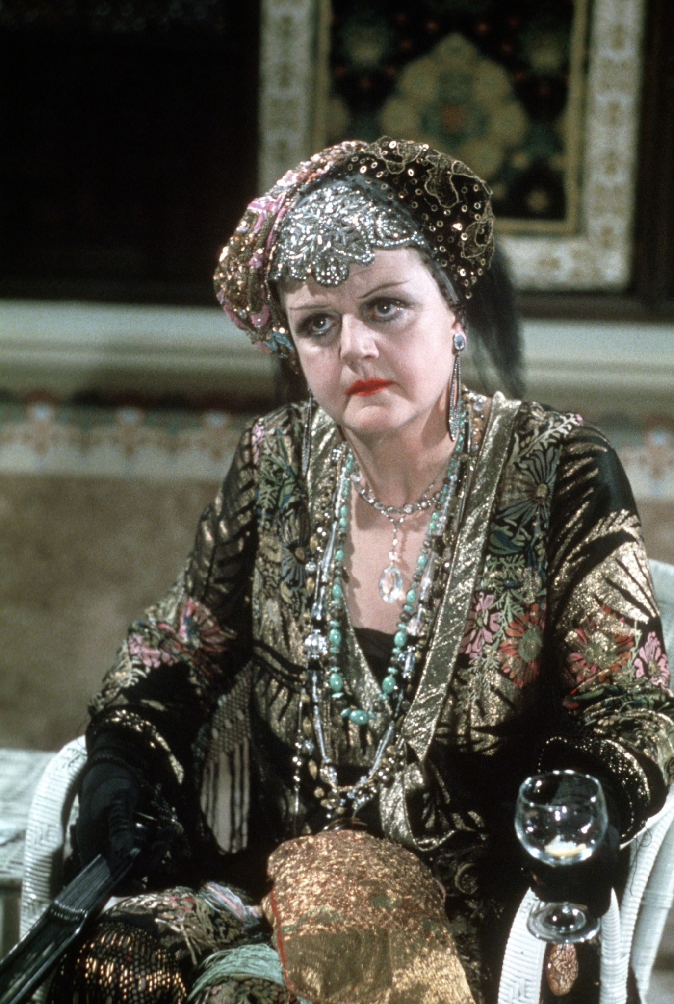 Death-On-The-Nile-angela-lansbury-26621978-1500-2236