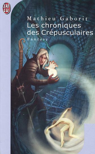livres-les-chroniques-des-crepusculaires-310