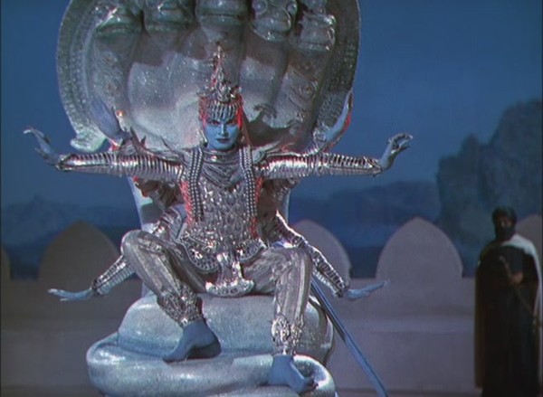 thief-of-bagdad-statue